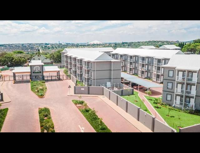 1 BEDROOM PROPERTY TO RENT IN RANDBURG CENTRAL